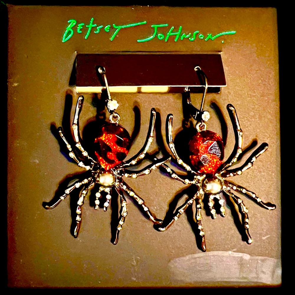 BETSEY JOHNSON Black Widow Spider Lever Back Style Earrings NWT New In Box